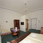 Отель Stadtperle Росток