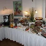 Отель Stadtperle 3*