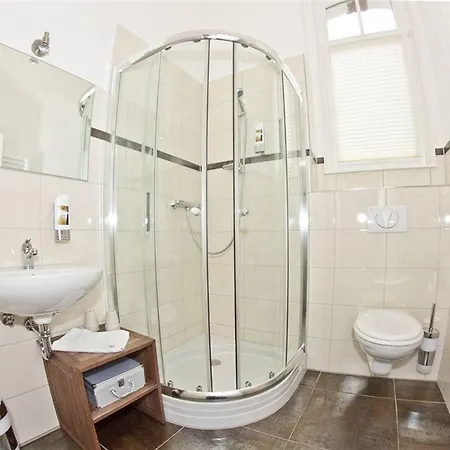 Hotel Stadtperle 3*